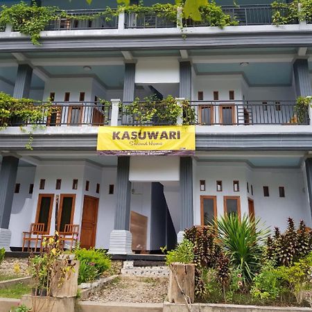 Hotel Kasuwari Labuan Bajo Exterior photo